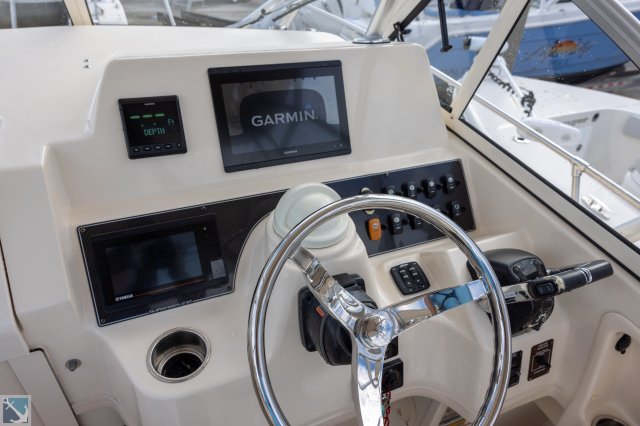 Pre-Owned 2019 Grady-White Gulfstream 232 Power Boat for sale